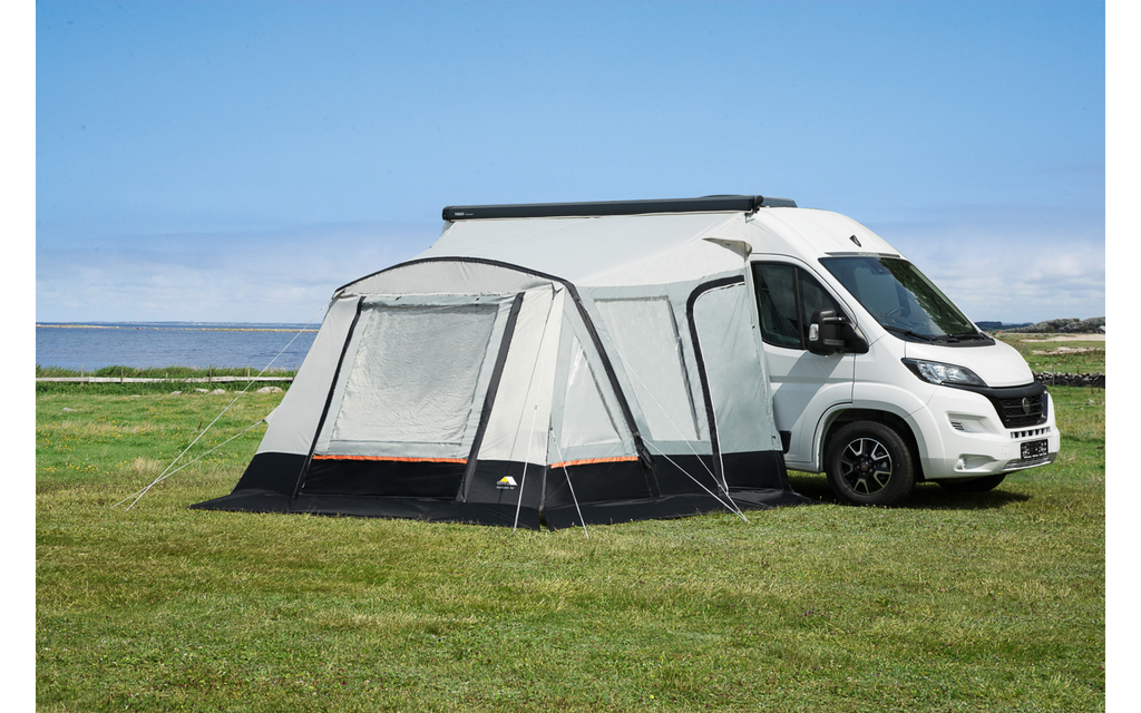 Oppblåsbart reisefortelt Fortuna Air 300x280 cm, 12 kg - DWT