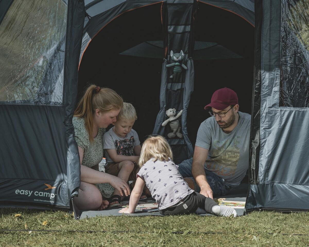 Tunneltelt Sola 6 for 6 personer, 380x660cm, 3 soner - Easy Camp