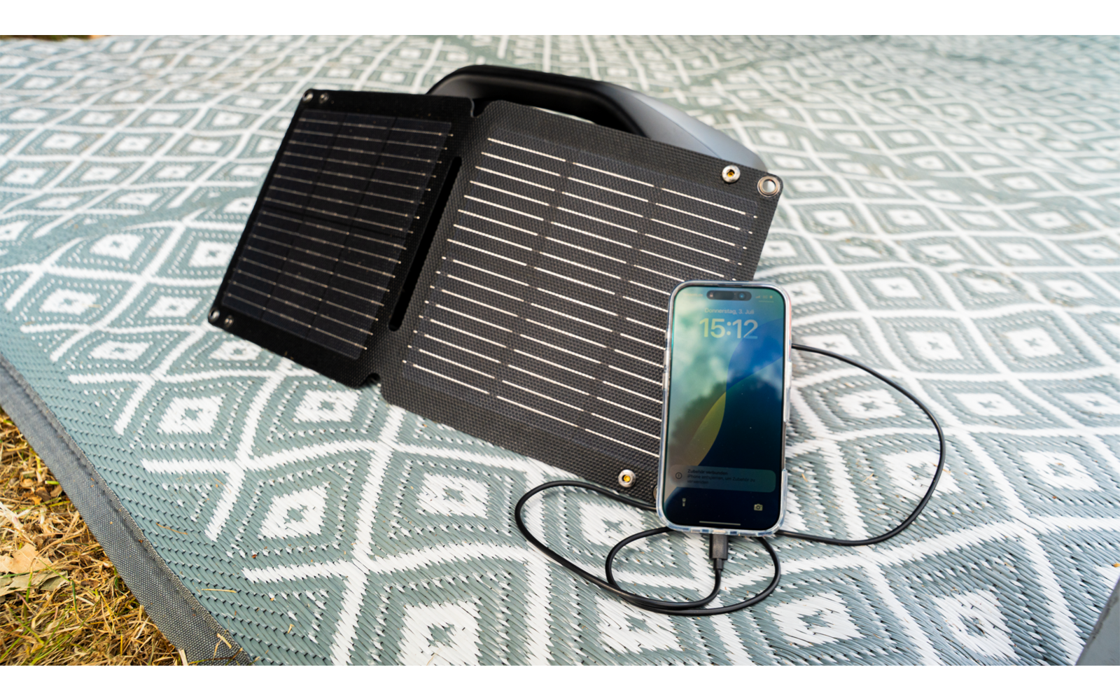 Sammenleggbart solcellepanel 2GO 14W med USB-C 0,38 kg