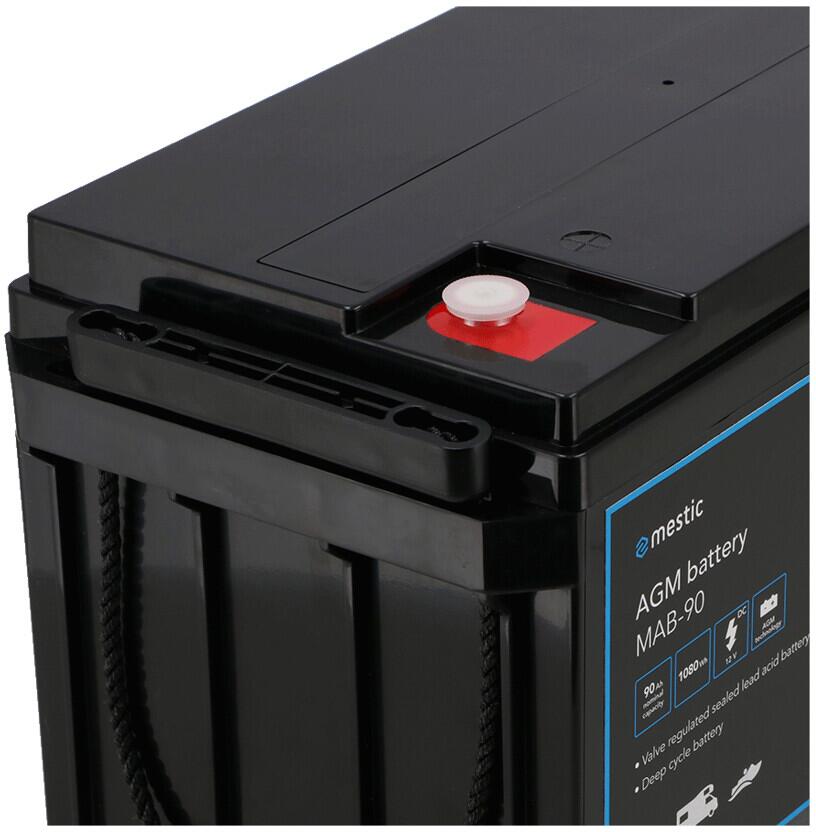 Detalj av AGM-batteri MAB-170 170Ah 12V 44,5 kg