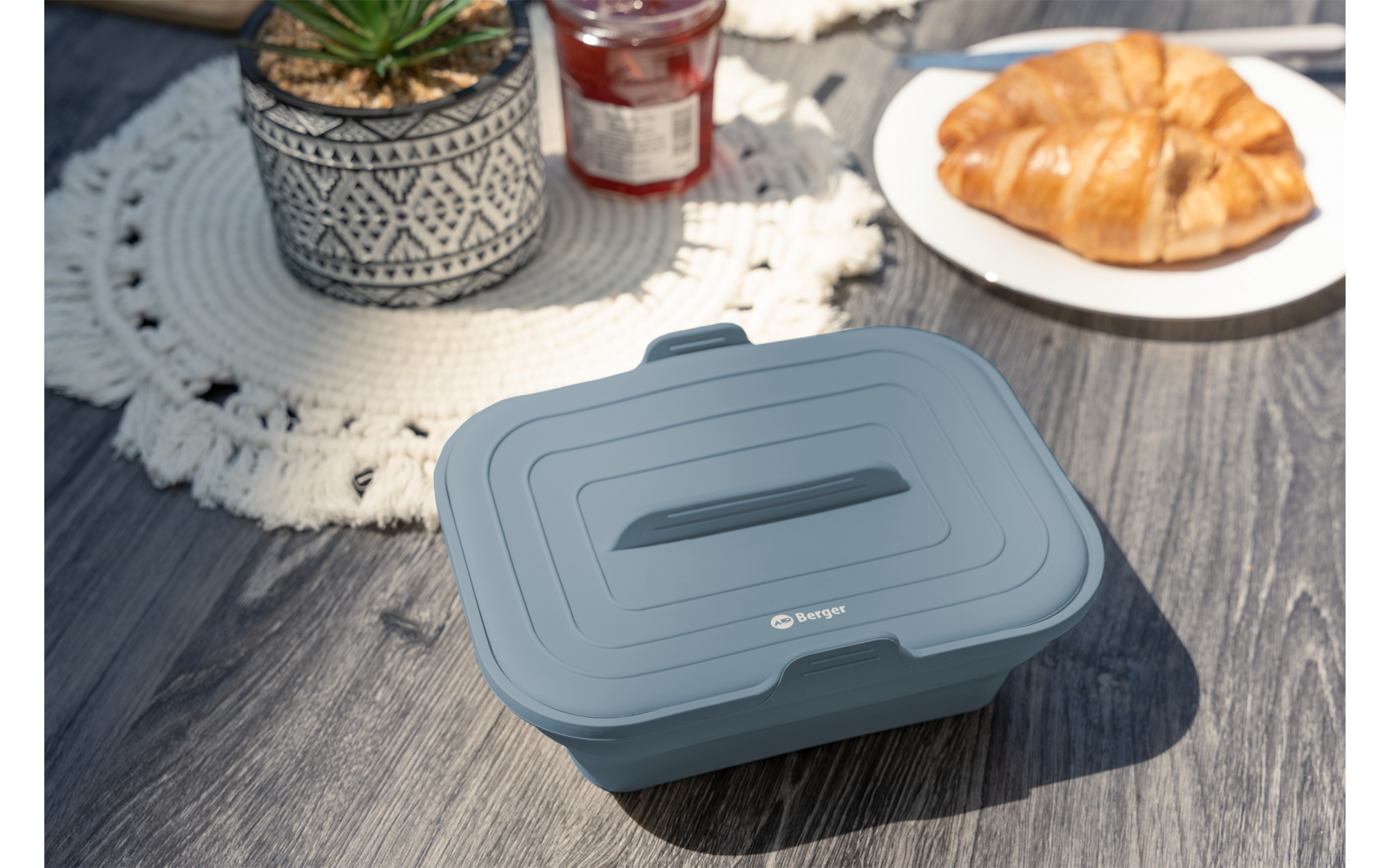 Nærbilde av lokk på Airfryer-form med lokk sammenleggbar i silikon grønn