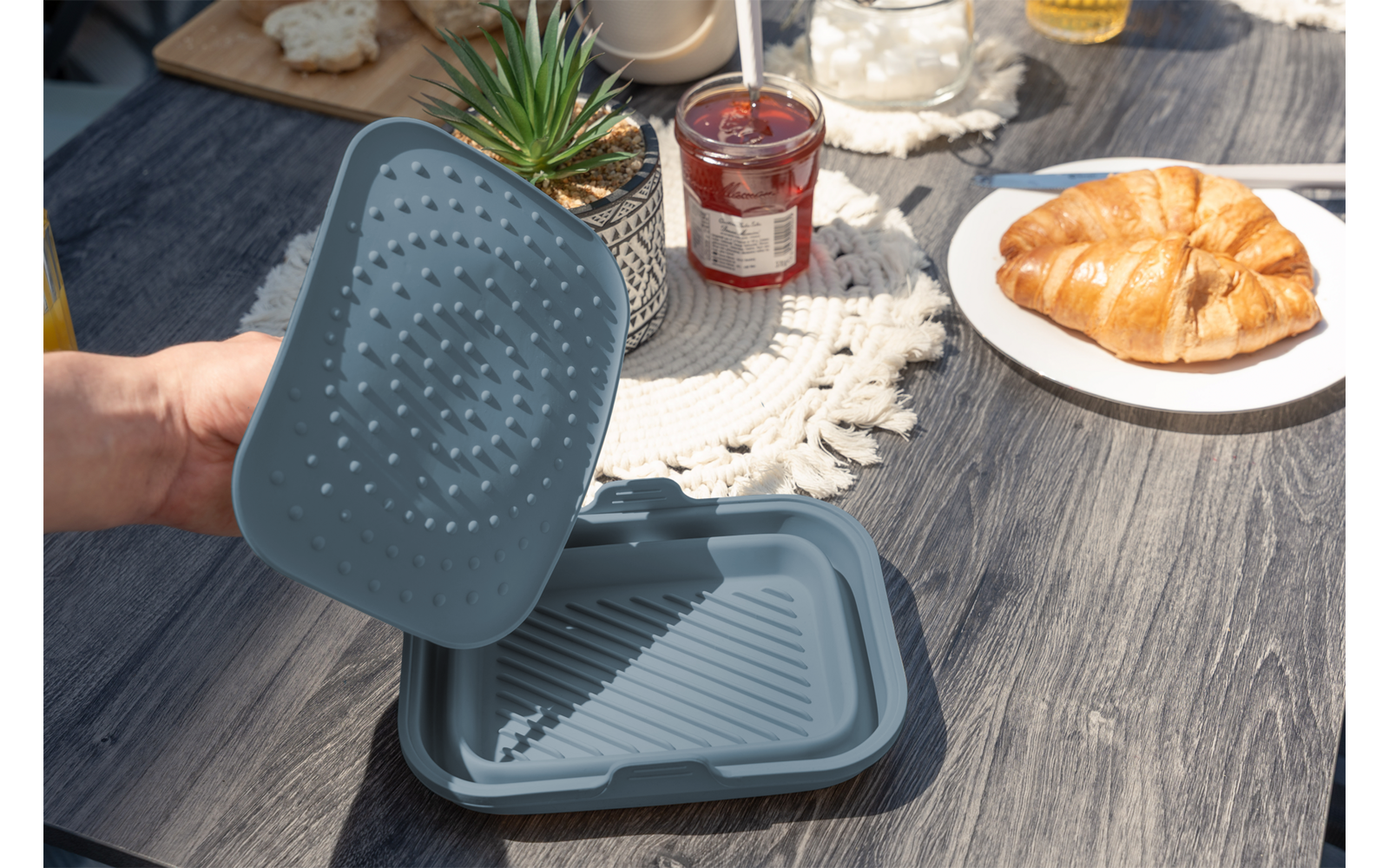 Visning av Airfryer-form med lokk sammenleggbar i silikon grønn og tilbehør