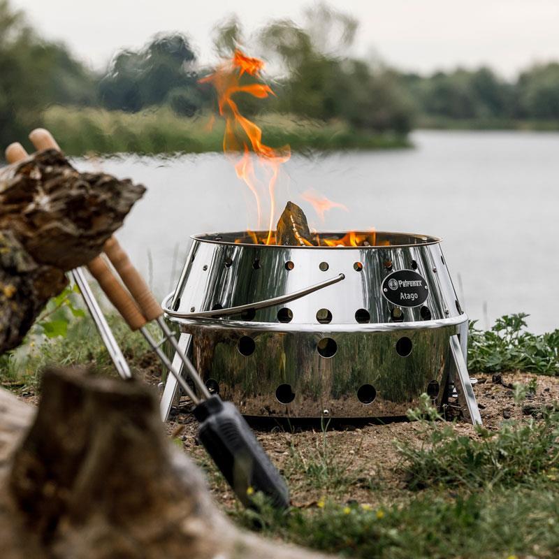 Atago kullgrill og ovn sammenpakket for transport