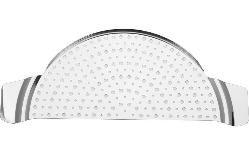 Avhellingshjelpemiddel i rustfritt stål for gryter opptil 26 cm detalj av perforering