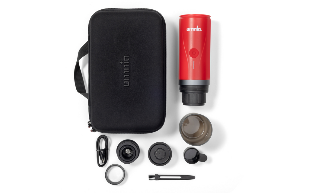 Nærbilde av knapp på Bærbar espressomaskin Espresso On The Go med batteri 20 bar
