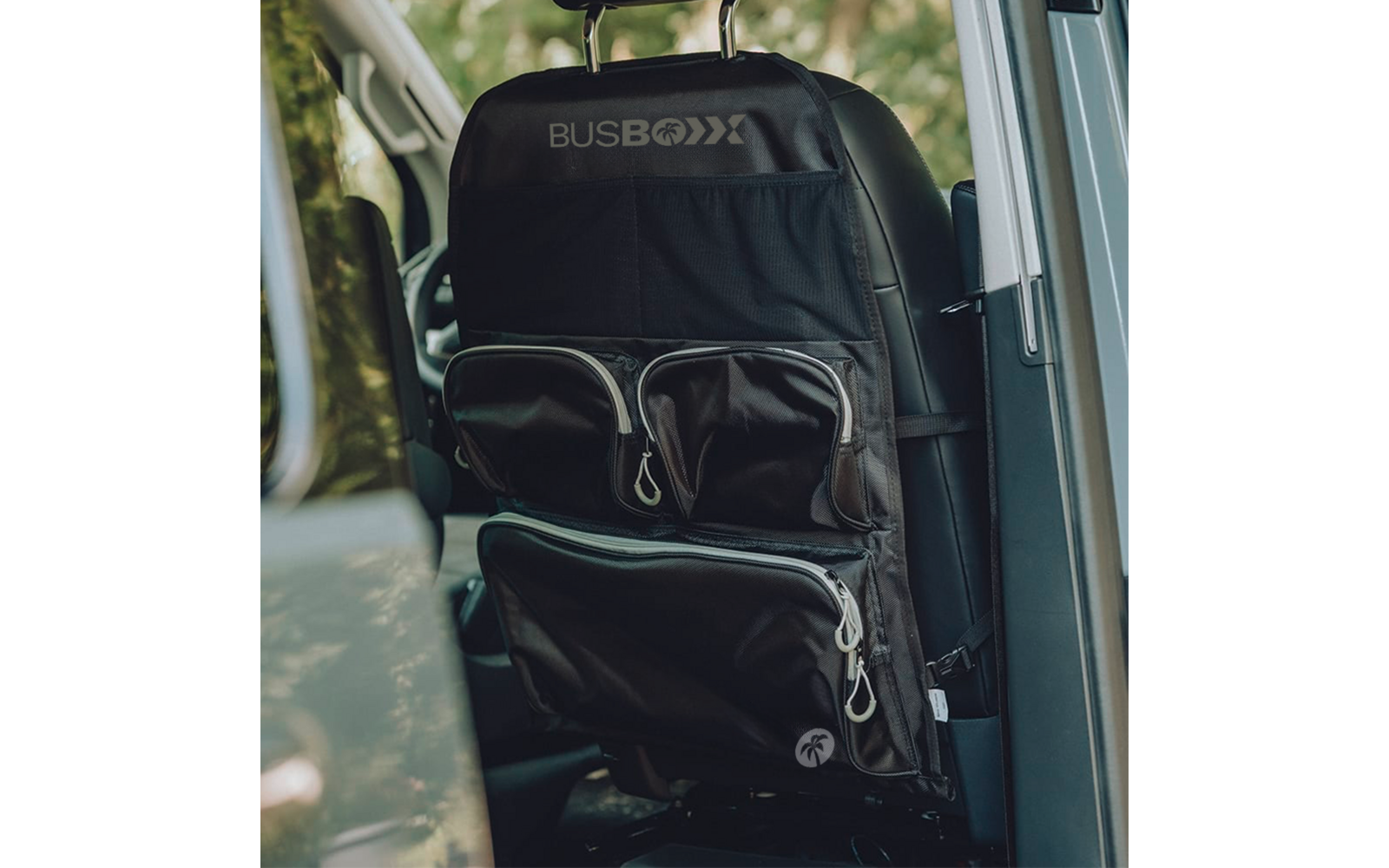 Bakseteveske for forseter VW T5 T6 T6.1 50x75 cm BusBoxx detalj