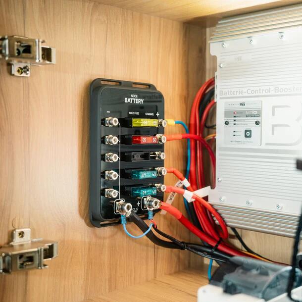 Battericomputer NODE-Battery installasjonsdetalj