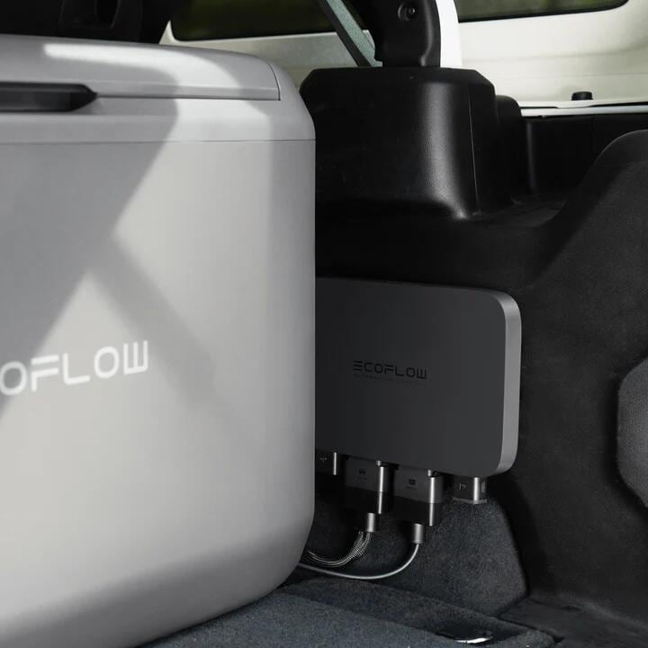 Montert Batterilader 3-i-1 Smart Charge Booster 500W XT60 i kjøretøy