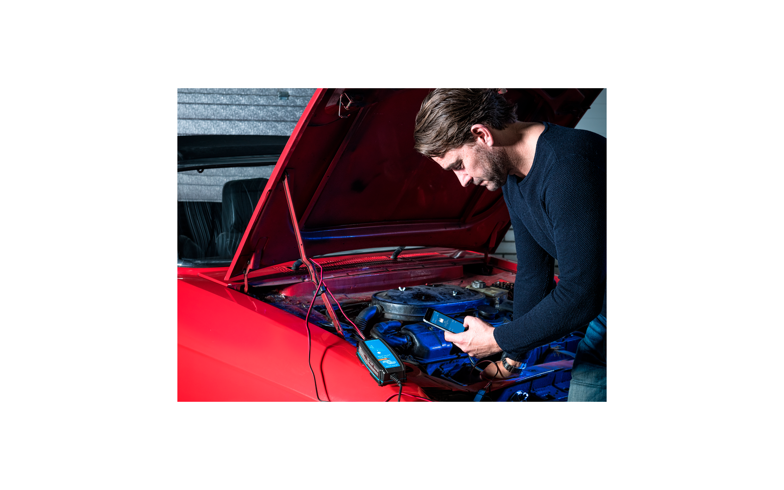 Batterilader Blue Smart IP65 12 V 15 A med Bluetooth montert