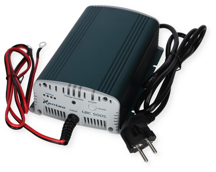Detalj av LED-indikatorer på Batterilader LBC 512-10S