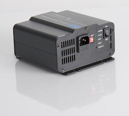 Batterilader PowerLoad 12V 3-trinns for GEL/AGM/LiFePO4 forfra