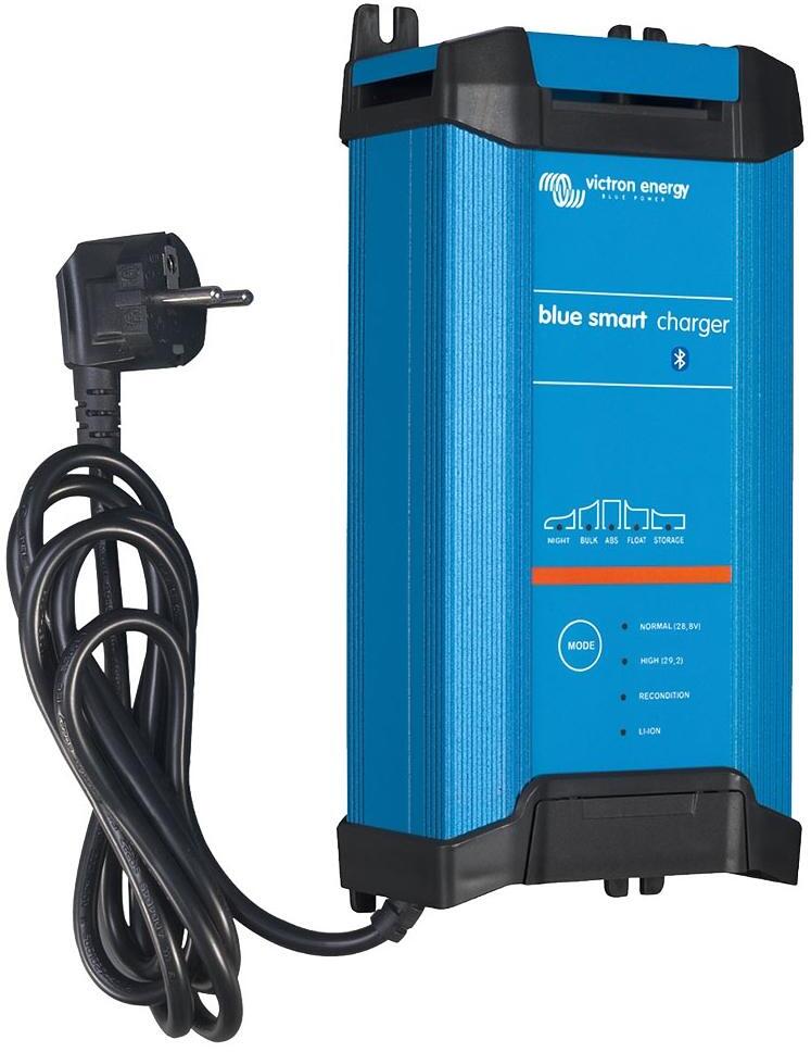 Detalj av Batterilader Victron Blue Smart IP22 med Bluetooth