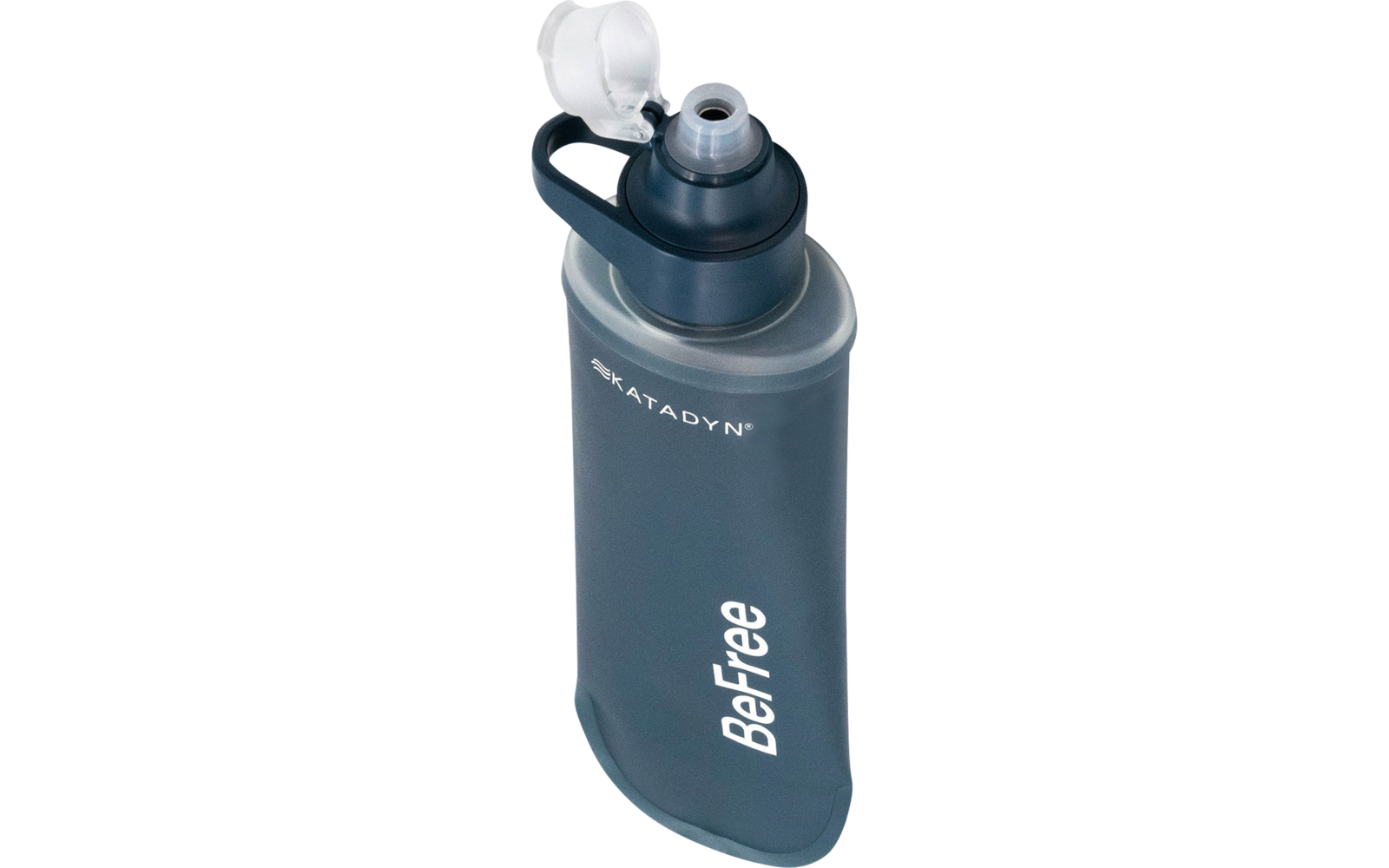 BeFree AC vannfilter med aktivkull 0,5L ultralett i bruk under camping