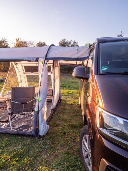 Busfortelt Re-Tent Tour Easy 300x270cm med myggnett pakket sammen