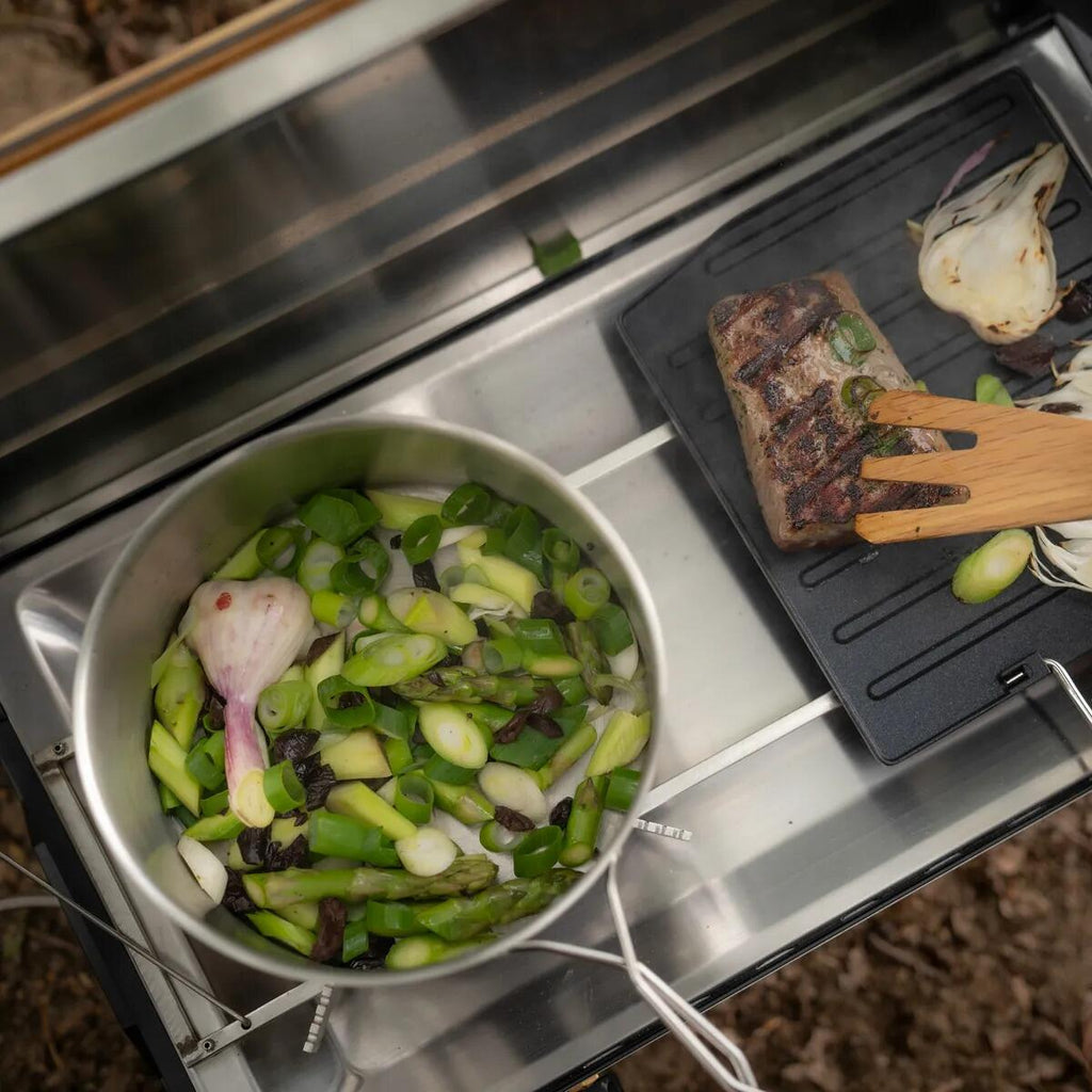 CampFire grillplate med antiheftbelegg nærbilde