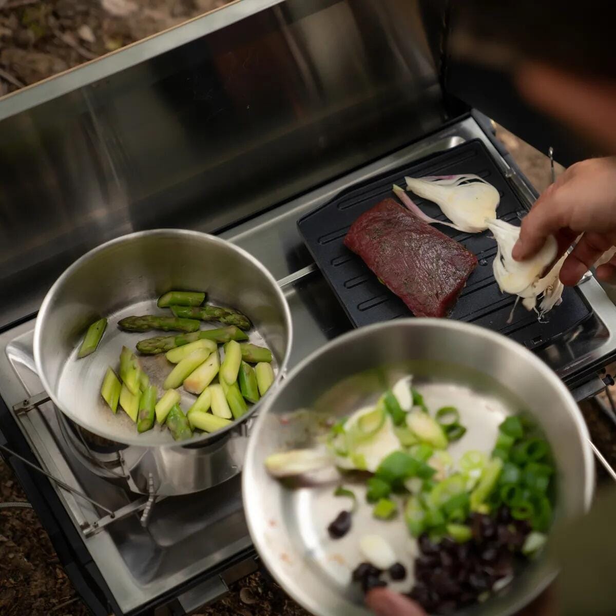 CampFire grillplate med antiheftbelegg sideprofil