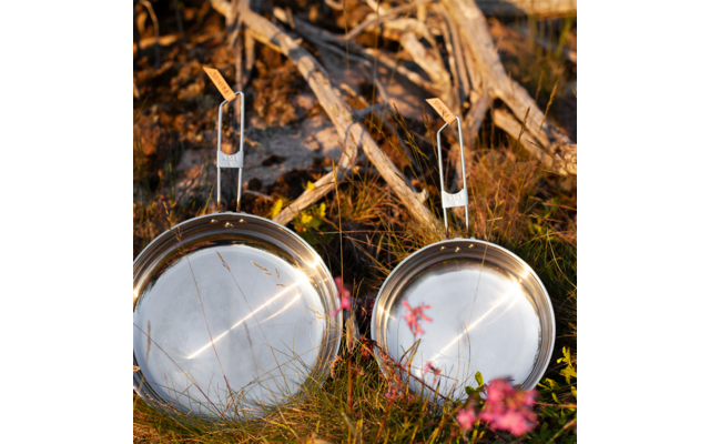 CampFire stekepanne i rustfritt stål 21 cm bakside