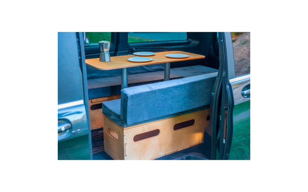 Campingboks 115 med bord for van/buss Moonbox montert i van