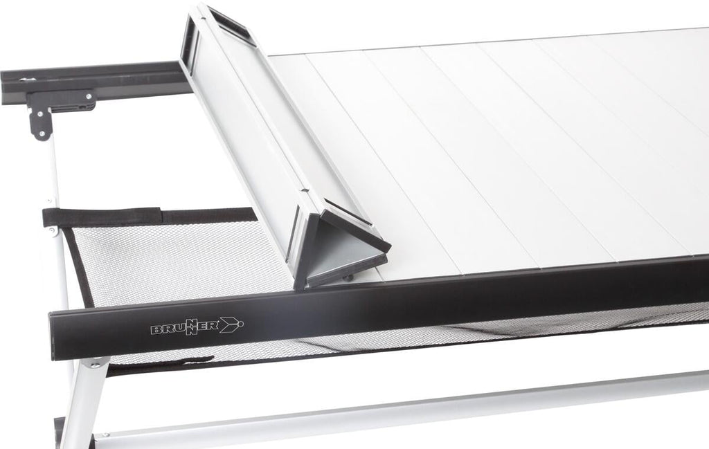 Campingbord Accelerate 6 rullbart 147,5x80cm aluminium montert på campingplass
