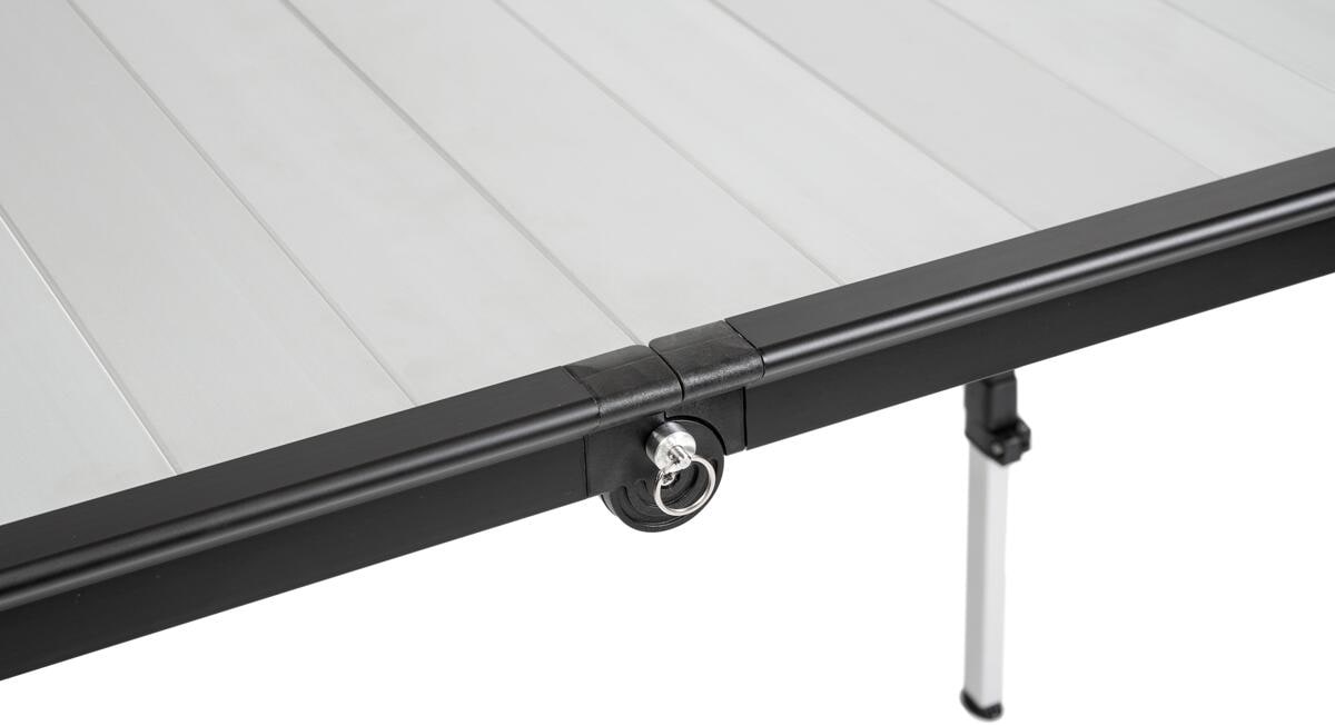 Campingbord Dinemic 4 bakside med sammenleggbart stativ