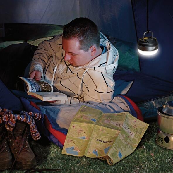 Campinglampe OLI 180 lm batteridrevet IP44 med lys
