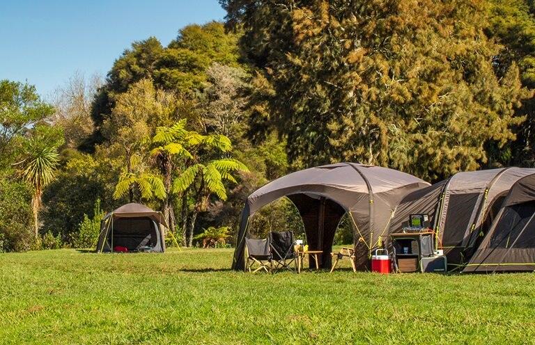 Bærehåndtak på Campingskap Eco V2 med bambusplate
