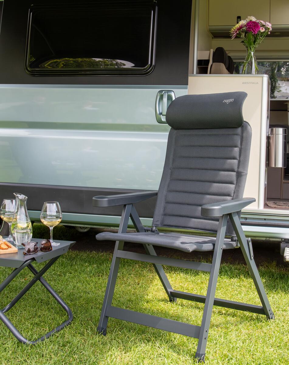 Campingstol AP/440-ASC-60 L, 7 posisjoner, grå - sammenpakket og klar til transport
