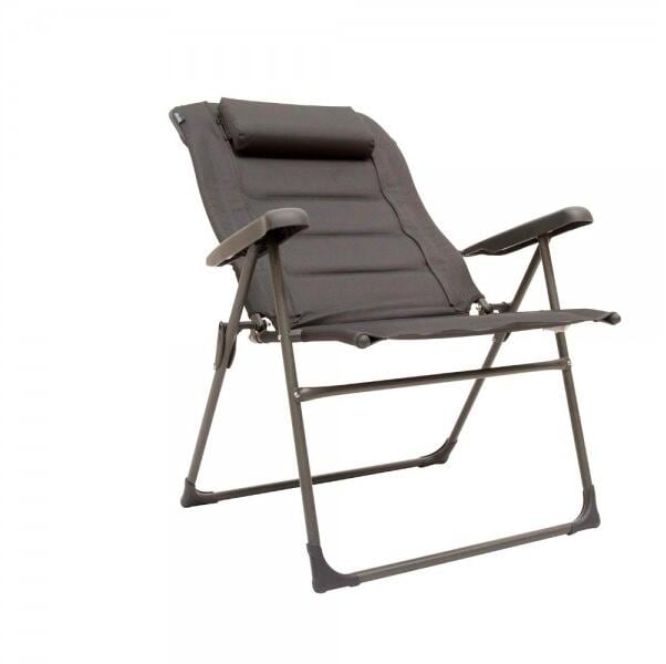 Detalj av polstret sete på Hampton Grande DLX Chair