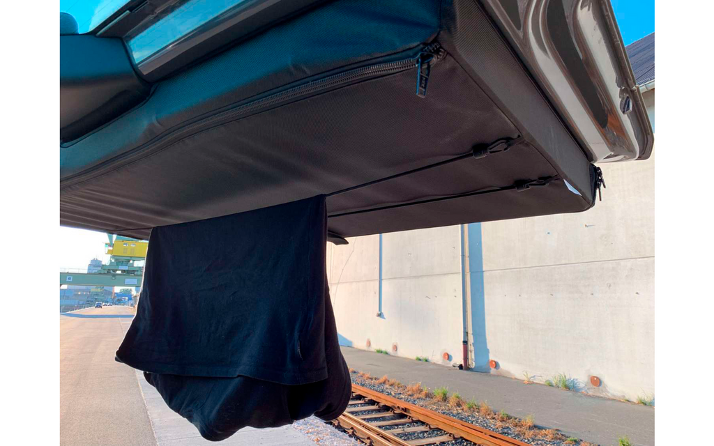 Detalj av glidelås på chairBOXX campingstolmodul pose