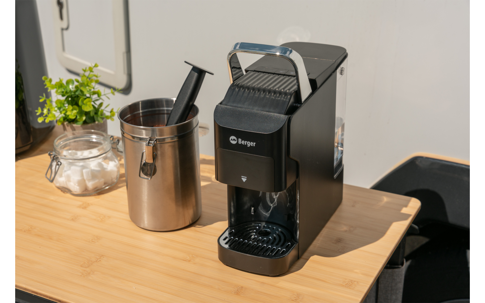 Camp&Brew 3-i-1 kaffemaskin med kapsel eller malt kaffe emballasje