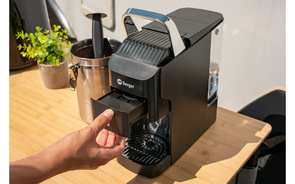 Camp&Brew 3-i-1 kaffemaskin med kapsel eller malt kaffe nærbilde
