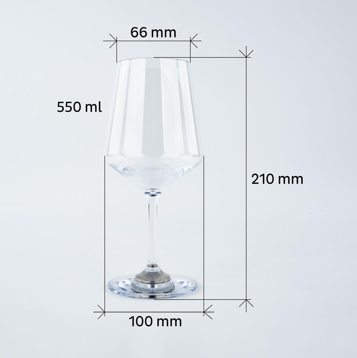 Nærbilde av Tritan-materiale på Classic magnet vinglass i Tritan 550 ml