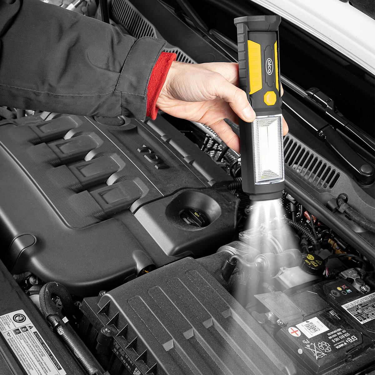 COB-LED arbeidslampe 220lm med magneter og batterier - Alca