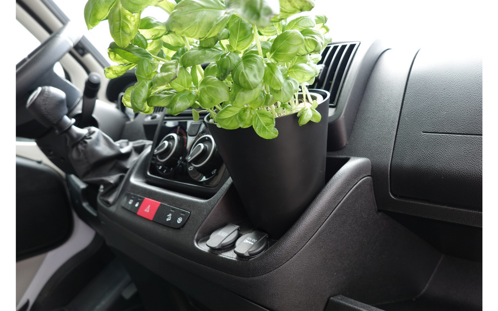 Nærbilde av Cockpit-holder for planter til Fiat Ducato/Citroën Jumper - Camperflower