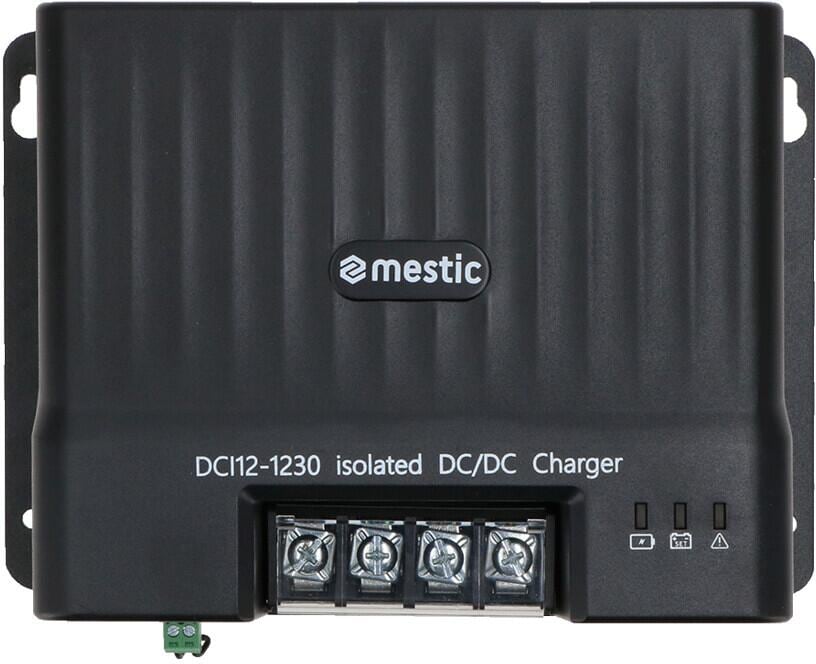 DC-til-DC batterilader MBC-2030 forfra