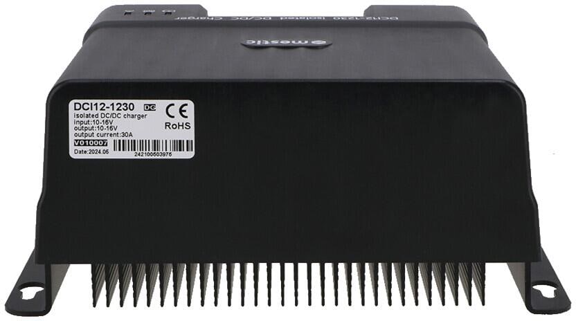 Montert DC-til-DC batterilader MBC-2030 i kjøretøy