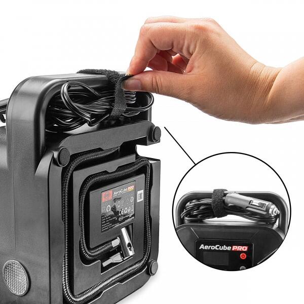 Digital kompressor 12V 35 l min med automatisk stopp og LED pakket og klar til bruk