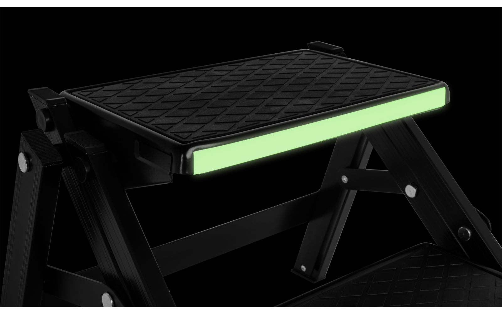 Detalj av Dobbelttrinn Ruckstep Black Fluo med skliksikring