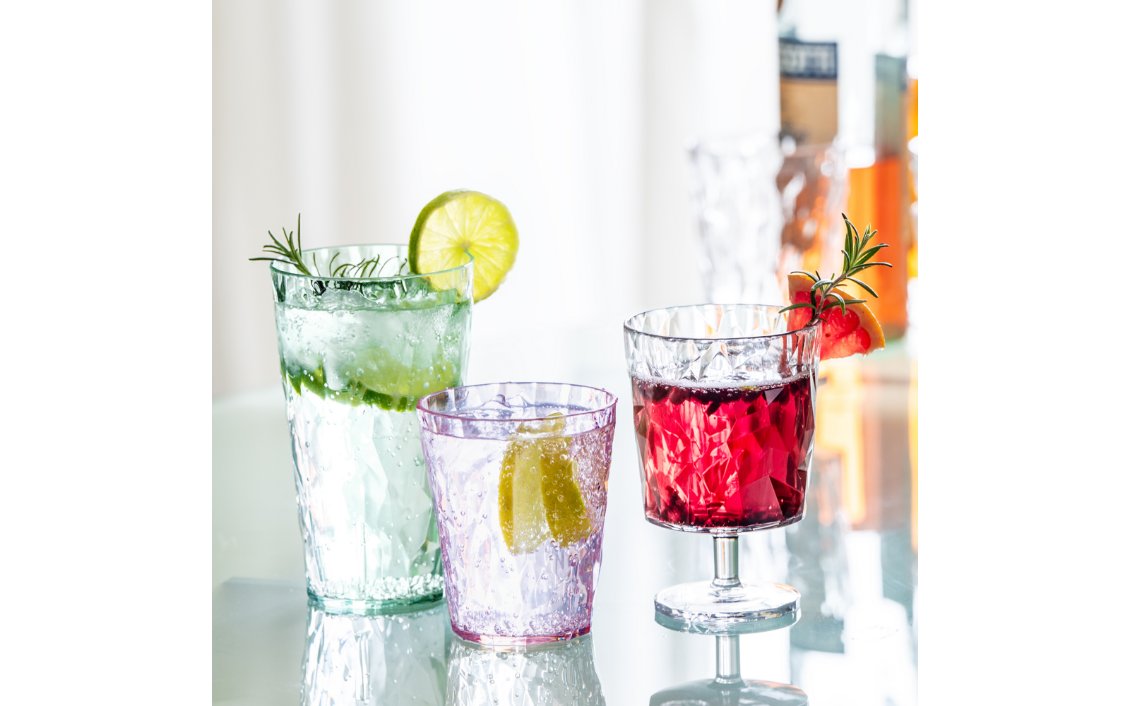 Nærbilde av Drikkeglass Club Light S 250 ml stabelbart plast grep