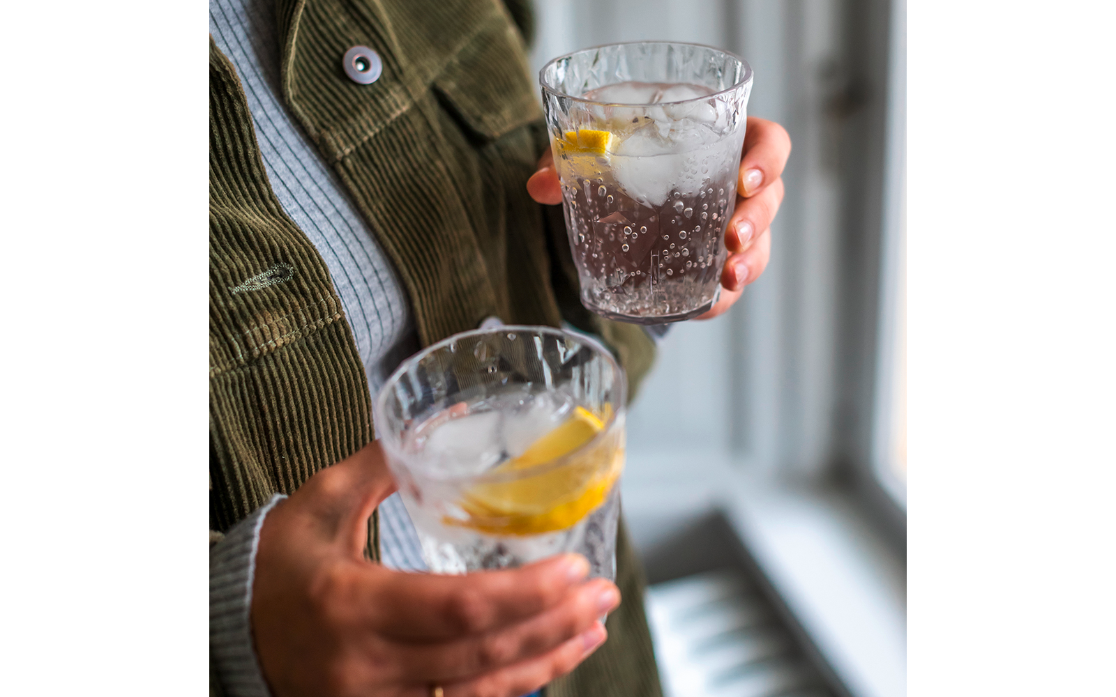Drikkeglass CLUB No. 1 4-pk 250 ml transparent grey sett sammen