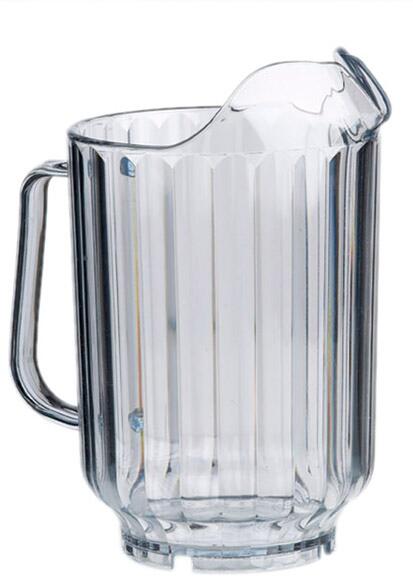 Drikkekanne 1,5 l i SAN-plast 13x13x21 cm APS forfra