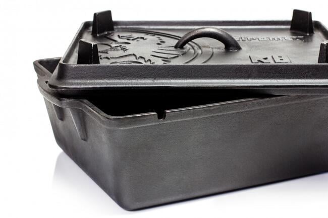 Dutch Oven K8 kasseform støpejern 5,5 liter forfra