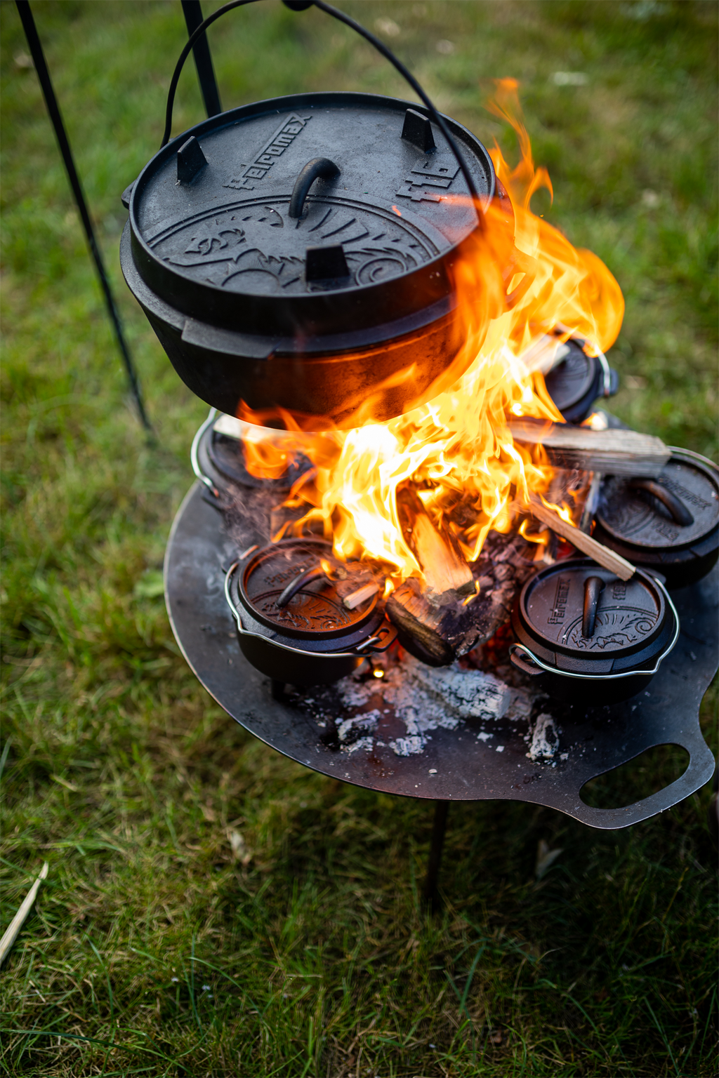 Dutch Oven støpejern 1,6 liter for bål og ovn - Petromax bakside