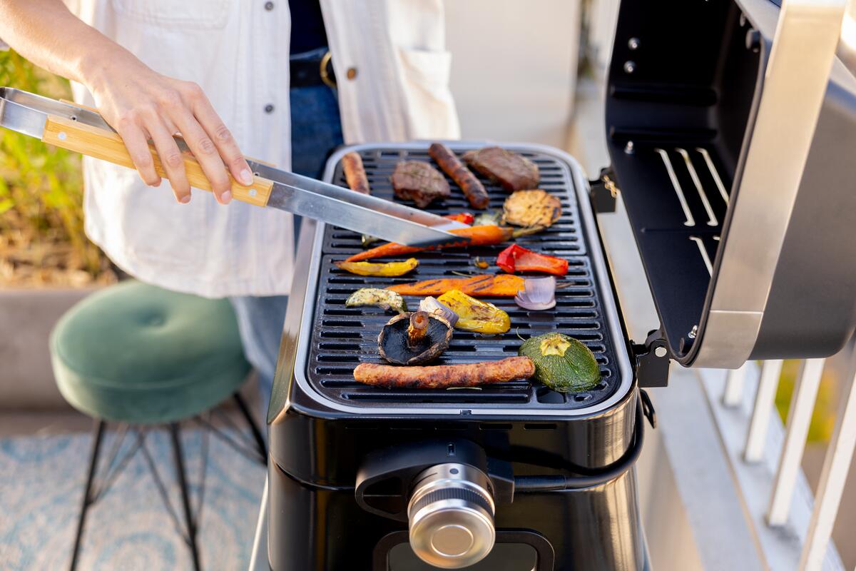 Elektrisk bordgrill Attitude 2go 2000W emaljert støpejern kabel og plugg