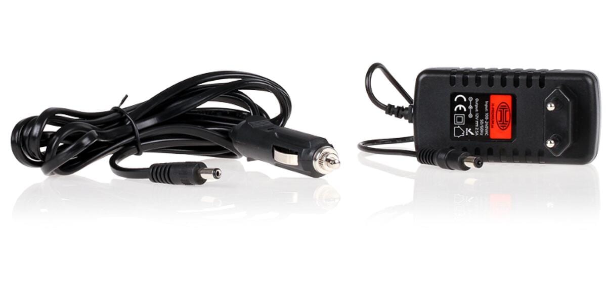 Elektrisk luftpumpe 12V og 230V 235 l min med 3 adaptere Heyner nærbilde av pumpeknapp