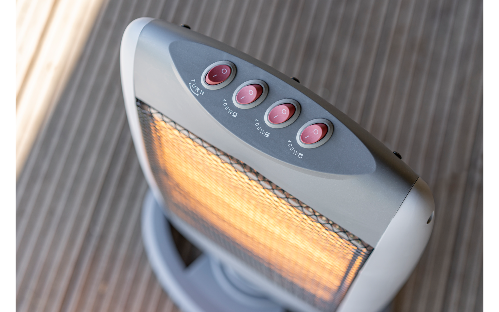 Elektrisk varmestråler Safe-t-Shine 1200 Compact 3 trinn montert i rom