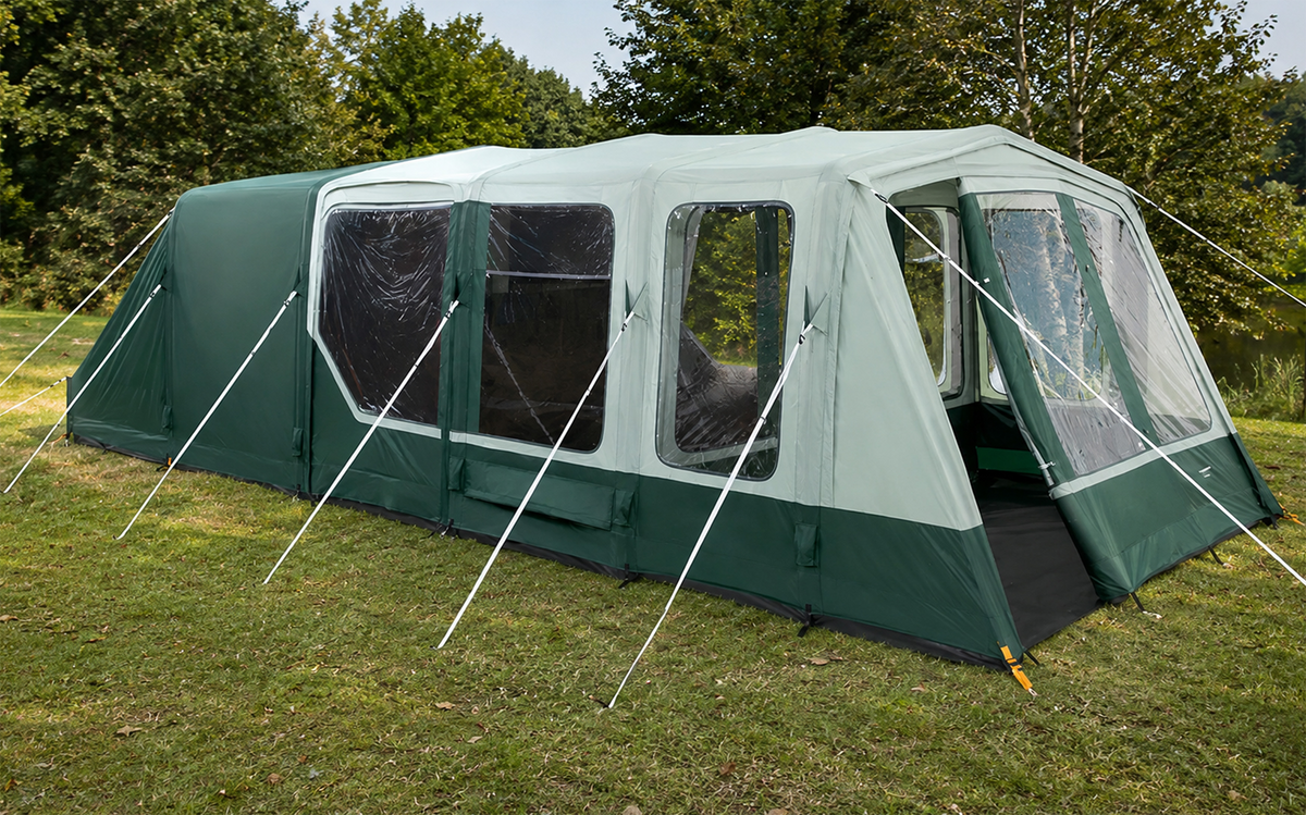 Familietelt Ascension FTX 401 for 4 personer med luftstenger - Dometic oppslått, sett forfra