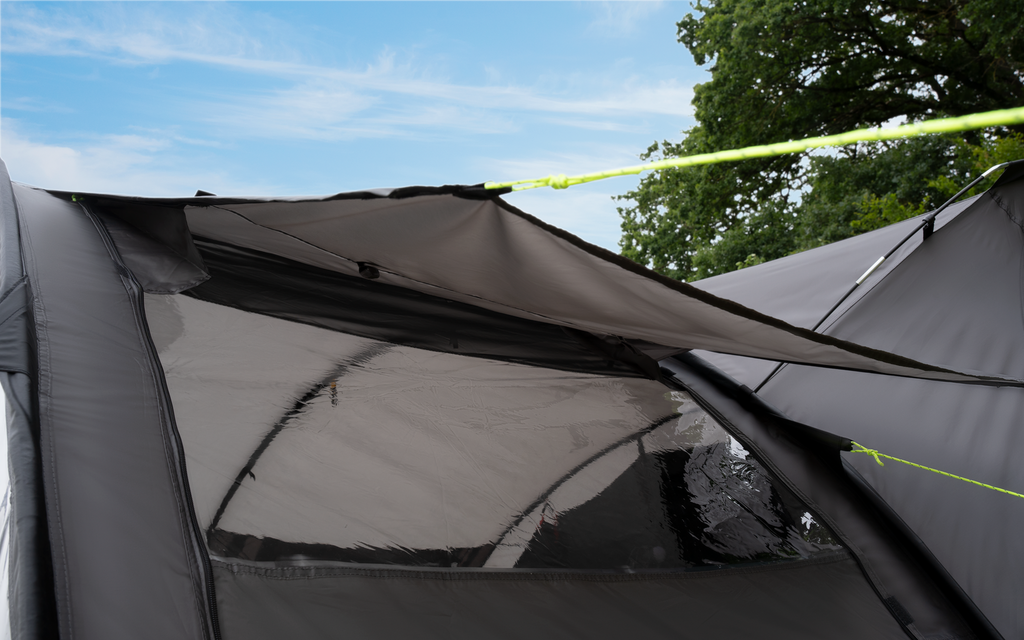 Familietelt Sierra 6 for 6 personer 480x380 cm 19,9 kg - nærbilde av vindu