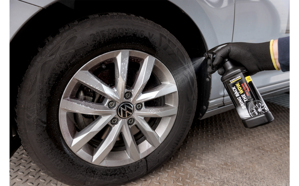 Felgrens RM 667 med fargindikator 500 ml detalj av flaske