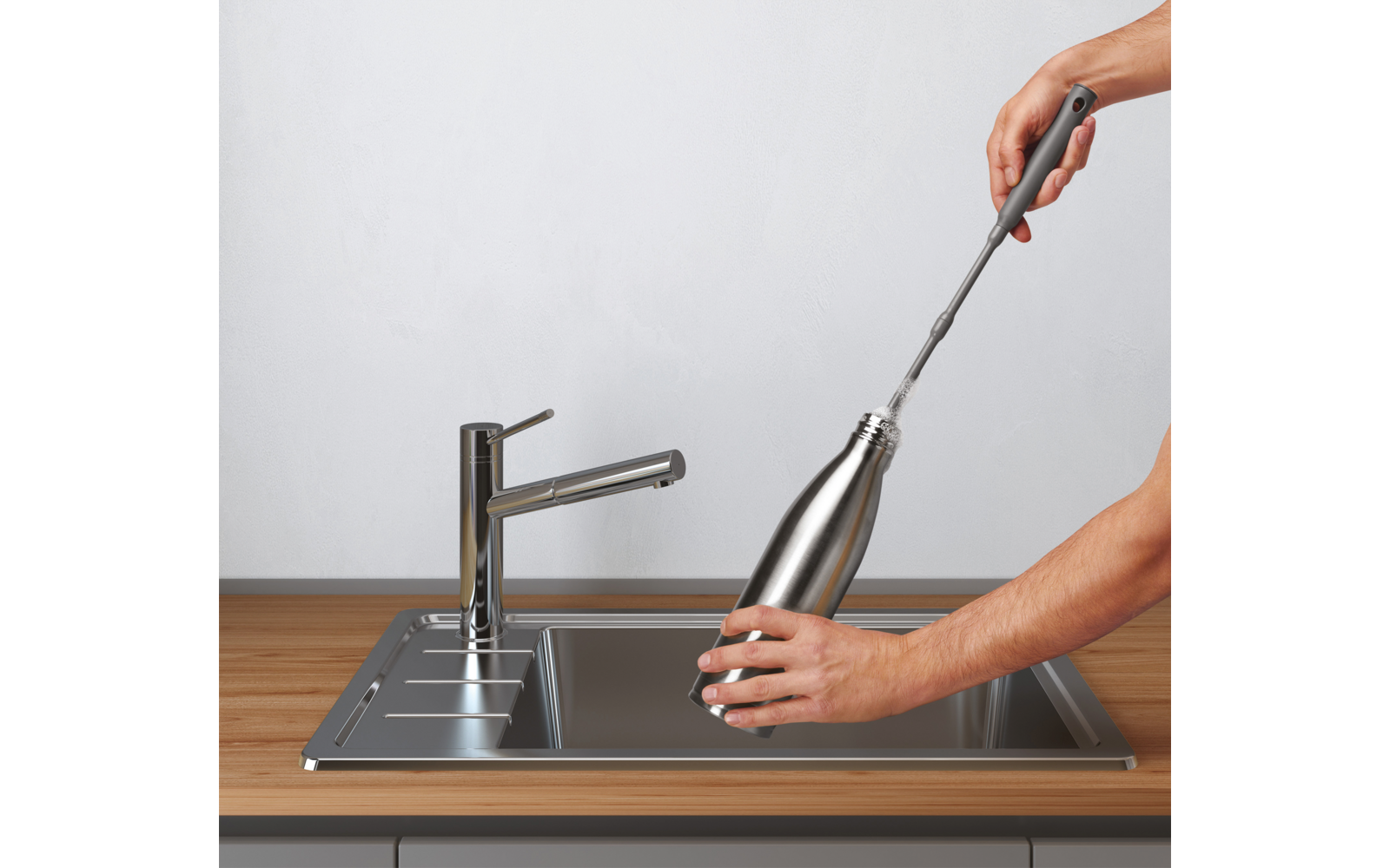 Flaskebørste Brush-Up justerbar lengde 30-40 cm - Metaltex montert i flaske